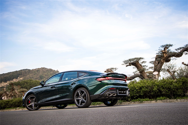 B级运动轿车新标杆来了，MG7 2025款智能登场，限时一口价11.29万元起