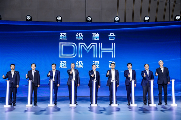 “入门即享长续航大动力” 荣威D5X DMH限时权益价10.98万起，插混SUV市场迎来“价值王者”